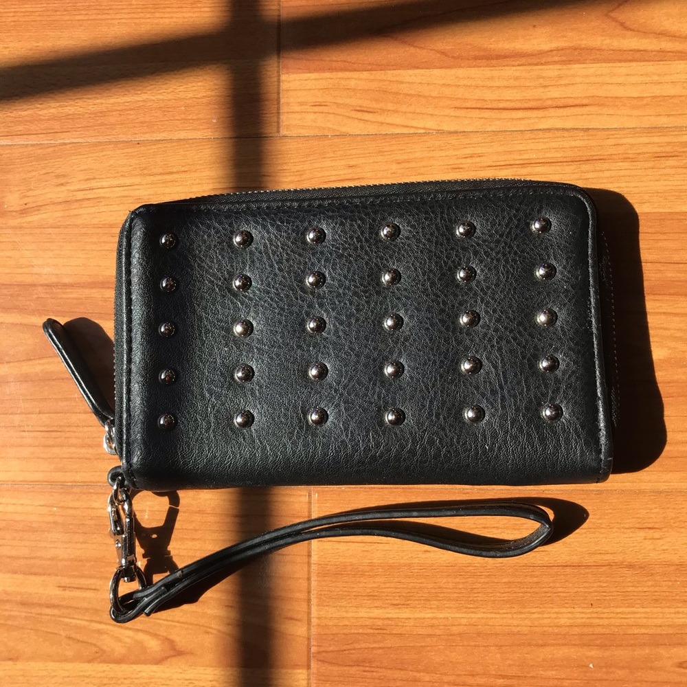 Bundle of Wallets